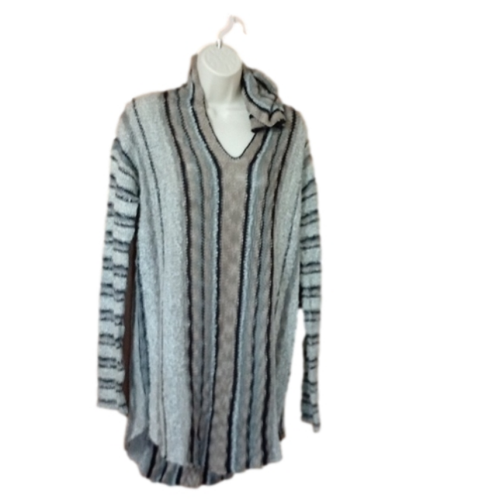 SnailsCinnamon Pullover Hoodie size M